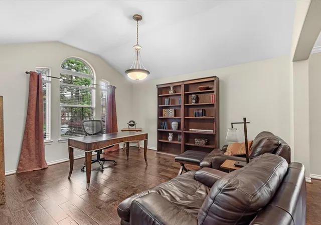 Photo 4 of Single family home for sale at 19019 Relay Rd, Humble, TX 77346 | MLS# 91584547 | Listing updated on 2026-07-28