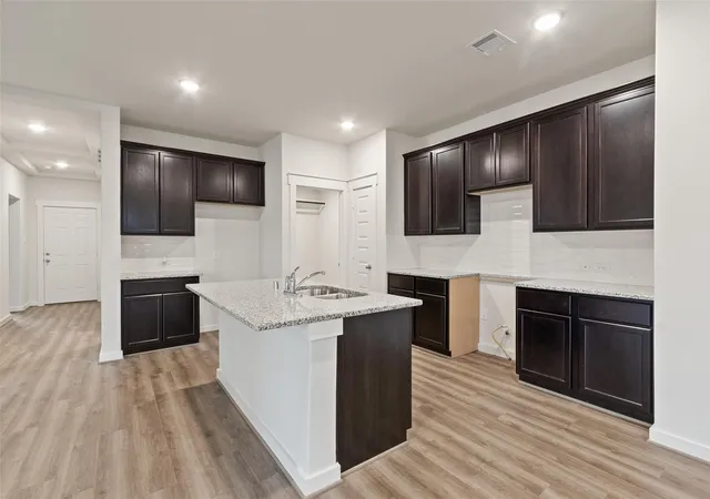 4th image of 4636 Peony Green Dr, Katy, TX 77493 | MLS# 68982781