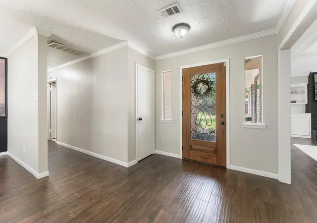 Photo 3 of Single family home for sale at 748 Talmalge Hall Dr, Conroe, TX 77302 | MLS# 82300689 | Listing updated on 2026-08-23