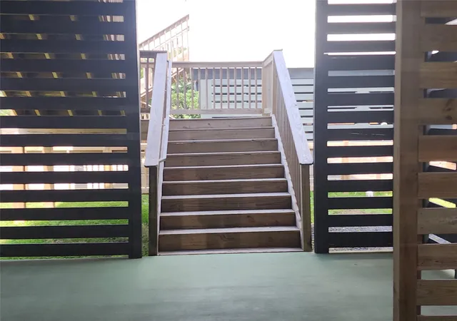 Photo 4 of Single family home for sale at 1220 32nd Street, Galveston, TX 77550 | MLS# 22237639 | Listing updated on 2026-07-09
