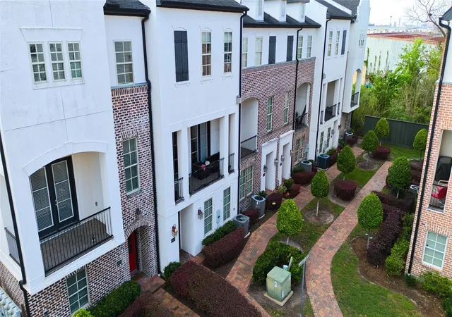 4th image of 2029 Fannin N, Houston, TX 77045 | MLS# 23664015