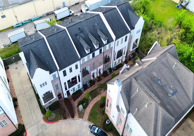 5th image of 2029 Fannin N, Houston, TX 77045 | MLS# 23664015