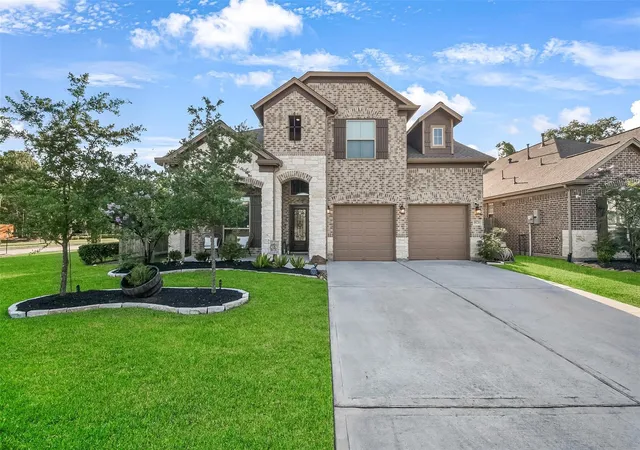 Photo 2 of Single family home for sale at 18726 Kelly Meadows Ln, New Caney, TX 77357 | MLS# 39416003 | Listing updated on 2026-01-10