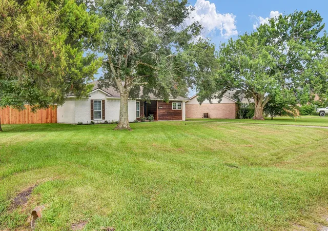 16th image of 5438 Novak Ct, Danbury, TX 77534 | MLS# 17158391