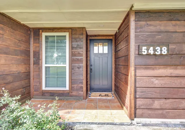 2nd image of 5438 Novak Ct, Danbury, TX 77534 | MLS# 17158391