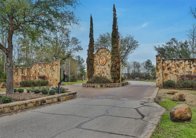 Photo 2 of Land for sale at 14701 Topaz Ct, Willis, TX 77378 | MLS# 74096629 | Listing updated on 2026-09-11