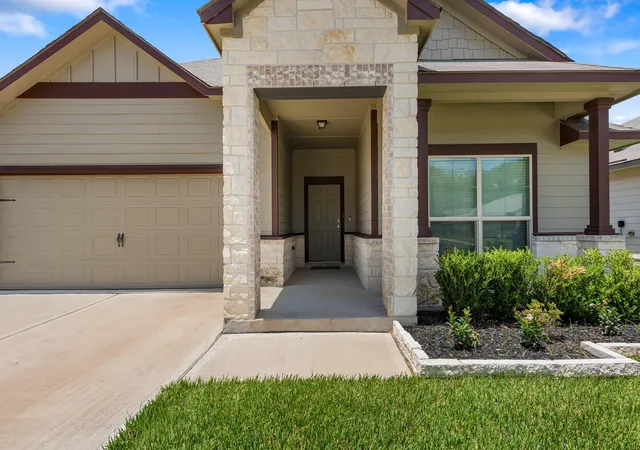 2nd image of 1953 Cartwright St, Bryan, TX 77807 | MLS# 90930767