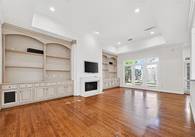 3rd image of 5322 Val Verde St, Houston, TX 77056 | MLS# 30154045