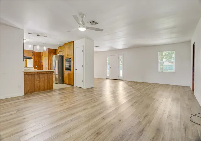 4th image of 709 Bob-O-Link Ln, Wharton, TX 77488 | MLS# 44791522