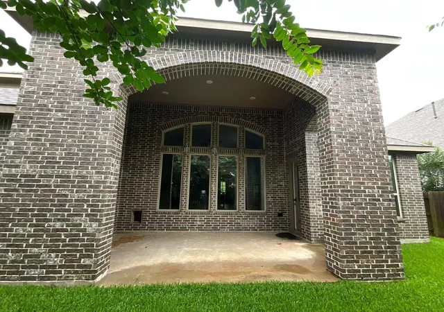Photo 3 of Single family home for sale at 5118 Long Branch Bnd, Fulshear, TX 77441 | MLS# 65889997 | Listing updated on 2026-09-11