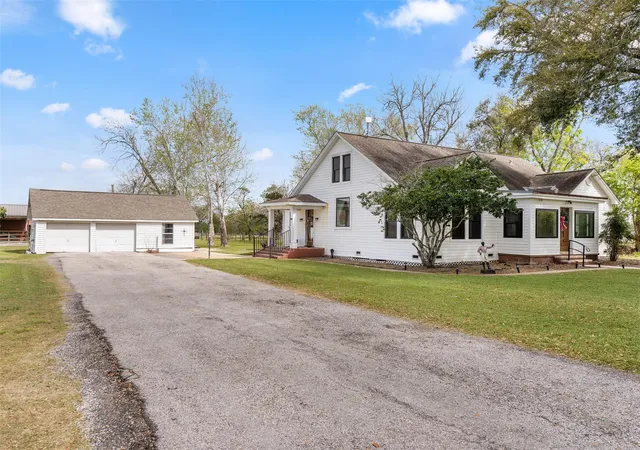 4th image of 20501 Fm 521, Wadsworth, TX 77483 | MLS# 3164824