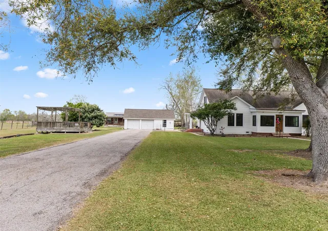 5th image of 20501 Fm 521, Wadsworth, TX 77483 | MLS# 3164824
