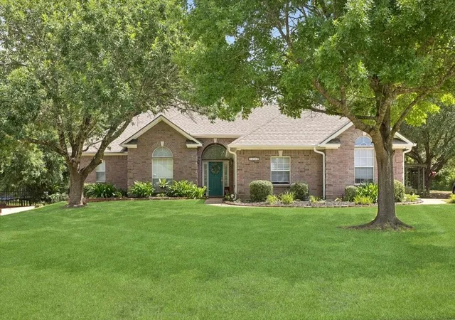 1st image of 1112 Redbud Ave, Diboll, TX 75941 | MLS# 72613818