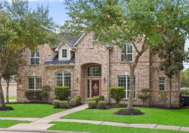 Photo 2 of Single family home for sale at 11710 Oakshield Ln, Cypress, TX 77433 | MLS# 32227094 | Listing updated on 2026-07-13