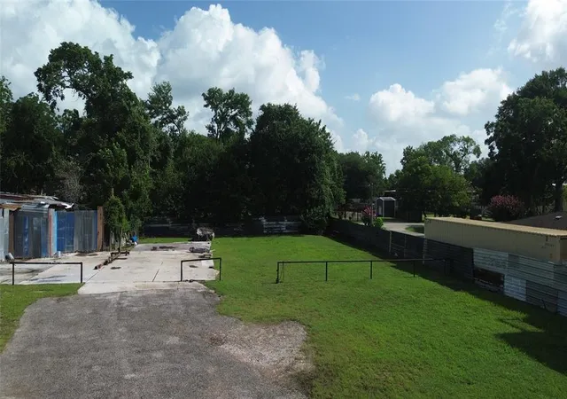 Land for sale at 2846 W Mount Houston Rd, Houston, TX 77038 | MLS# 10423359