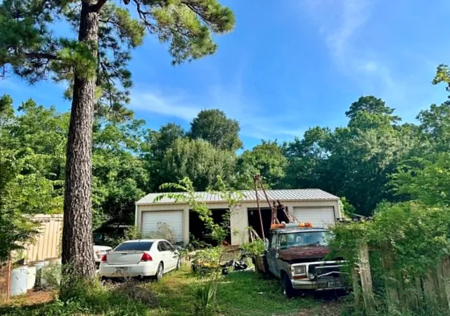 Photo 9 of Single family home for sale at 1096 Hope Rd, Conroe, TX 77384 | MLS# 87812047 | Listing updated on 2026-08-02