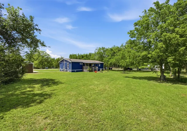 Homes for sale in Rockdale, TX | 704 Riley St, Rockdale, TX 76567 | MLS# 41773164
