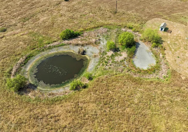 Photo 3 of Sale Pending at 398 County Rd 264, Moulton, TX 77975 | MLS# 15168188 | Listing updated on 2026-08-27