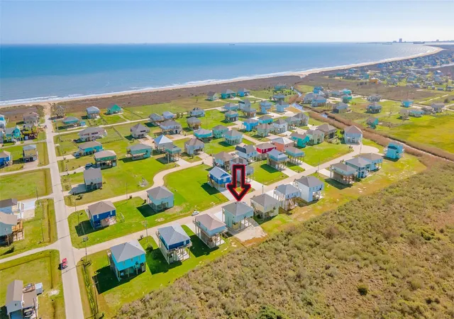 2nd image of 4419 Ranger Dr, Port Bolivar, TX 77650 | MLS# 77431049