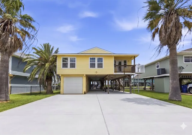 Homes for sale in Freeport, TX | 119 Sand Shoals Rd, Freeport, TX 77541 | MLS# 2862251
