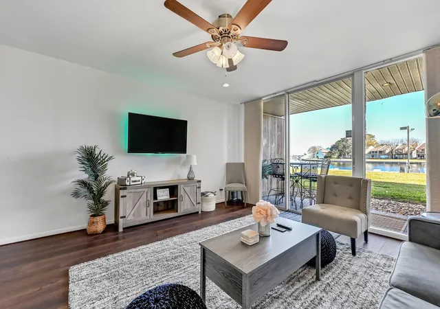 Photo 3 of Townhouse for sale at 12600 Melville Dr #126B, Montgomery, TX 77356 | MLS# 14838603 | Listing updated on 2026-08-22
