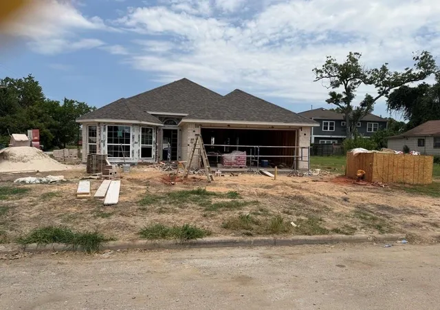 Photo 4 of Single family home for sale at 3101 Bremond St, Houston, TX 77004 | MLS# 95099886 | Listing updated on 2026-08-27