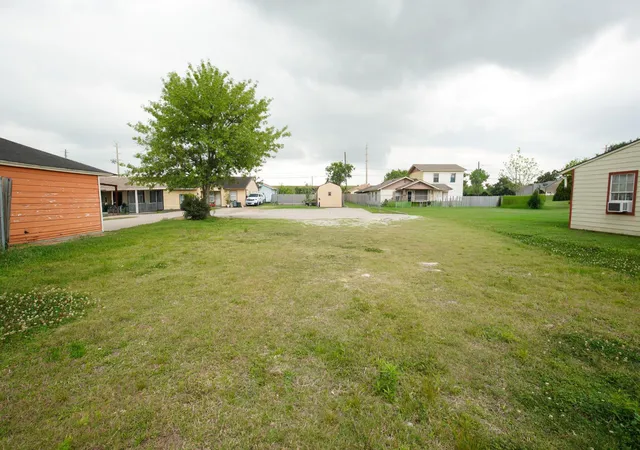 Photo 4 of Land for sale at 10225 Fairfax St, Houston, TX 77029 | MLS# 63302714 | Listing updated on 2026-07-12