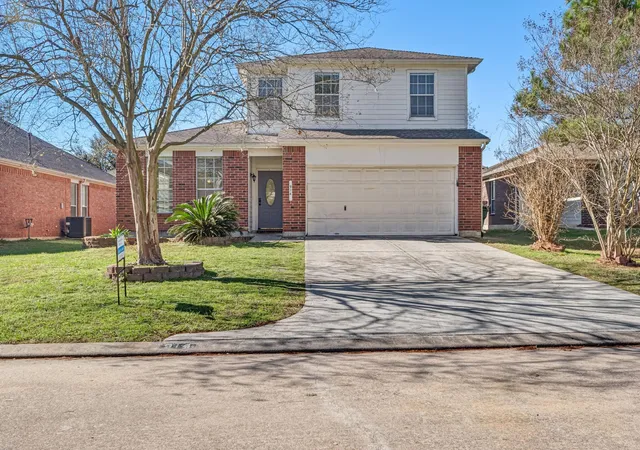 Photo 2 of Sale Pending at 914 Chapwood Ct, Spring, TX 77373 | MLS# 10624117 | Listing updated on 2026-09-09