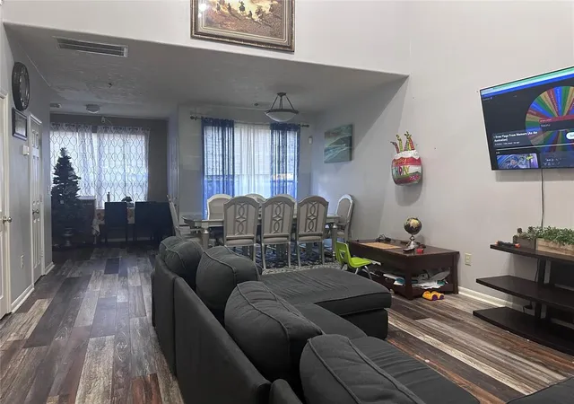 1st image of 3727 Ashford Villa Ln, Houston, TX 77082 | MLS# 43600805