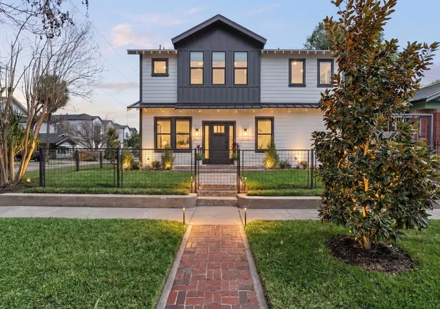 1st image of 2626 Reagan St, Houston, TX 77009 | MLS# 84015730
