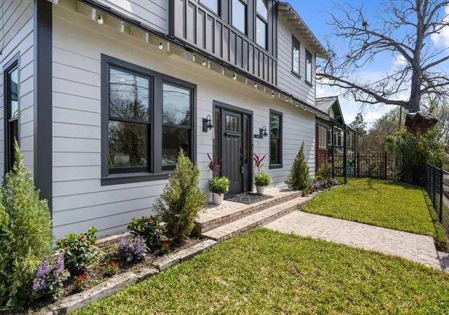 3rd image of 2626 Reagan St, Houston, TX 77009 | MLS# 84015730