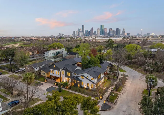 50th image of 2626 Reagan St, Houston, TX 77009 | MLS# 84015730