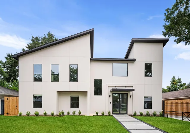 Photo 1 of Single family home for sale at 5411 Yarwell Dr, Houston, TX 77096 | MLS# 15342757 | Listing updated on 2026-09-20