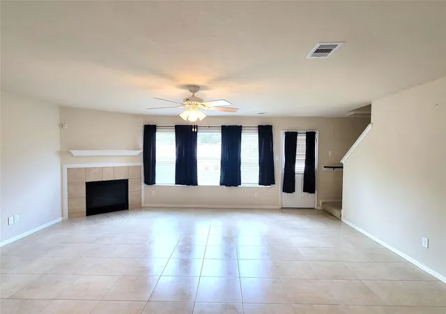 Photo 3 of Single family home for sale at 5007 Fair Oak Dale Ln, Humble, TX 77346 | MLS# 20584277 | Listing updated on 2026-09-06