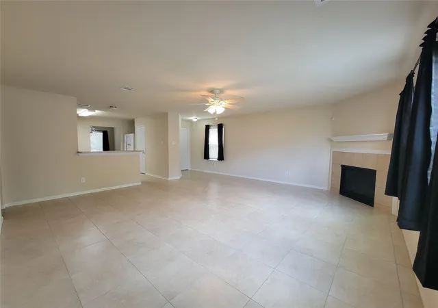 Photo 4 of Single family home for sale at 5007 Fair Oak Dale Ln, Humble, TX 77346 | MLS# 20584277 | Listing updated on 2026-09-06