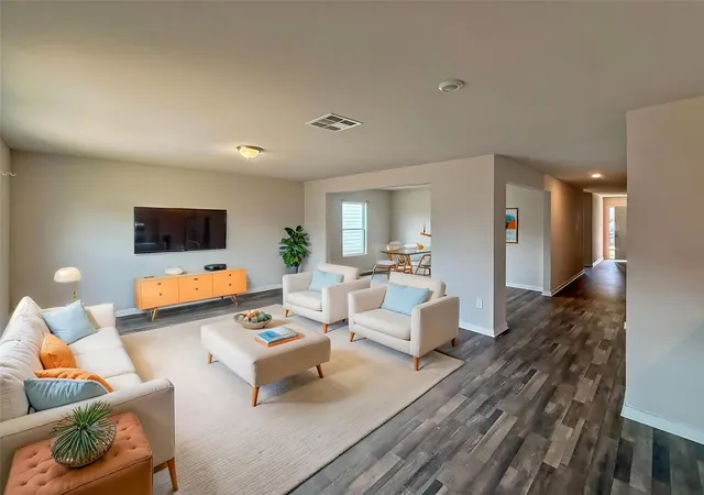 2nd image of 10123 Cerritos Dr, Conroe, TX 77306 | MLS# 56186633