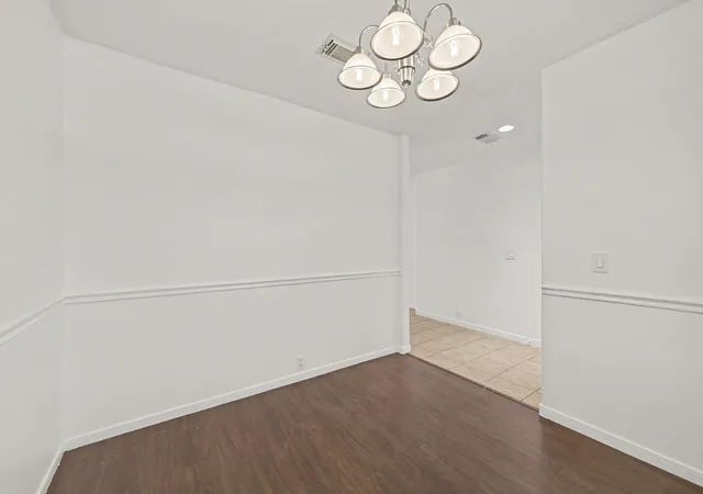 Photo 4 of Sale Pending at 16602 Grenada Fls Dr, Houston, TX 77095 | MLS# 70517031 | Listing updated on 2026-09-21