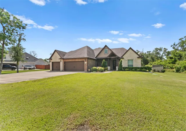 Homes for sale in Richwood, TX | 32226 Bayou Bnd, Richwood, TX 77515 | MLS# 13811702