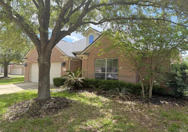 3rd image of 18219 Juniper Creek Ln, Cypress, TX 77429 | MLS# 57857175