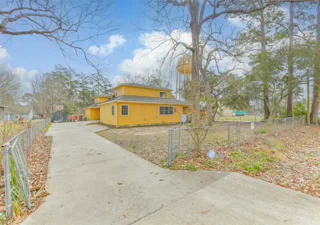 2nd image of 1103 Williams St, Cleveland, TX 77327 | MLS# 8987270