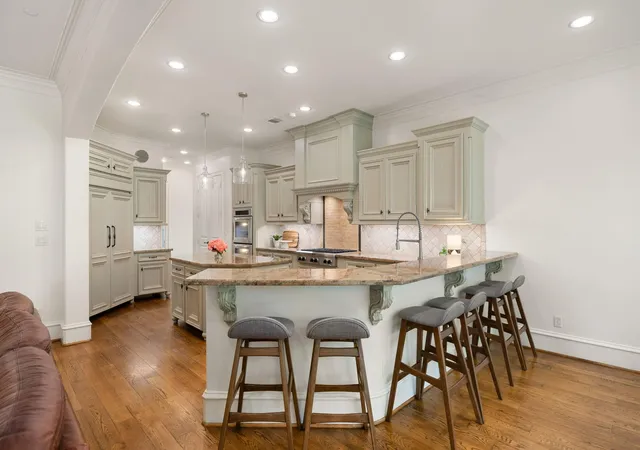 Photo 4 of Single family home for sale at 13310 Apple Tree Rd, Houston, TX 77079 | MLS# 64136057 | Listing updated on 2026-08-30