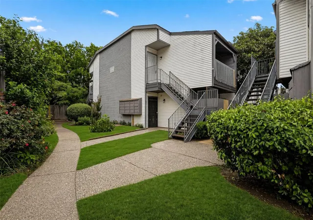 Homes for sale in Houston, TX | 7200 Clarewood Dr #1700, Houston, TX 77036 | MLS# 36428655