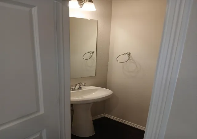 4th image of 6422 Calhoun Rd, Houston, TX 77021 | MLS# 17459702