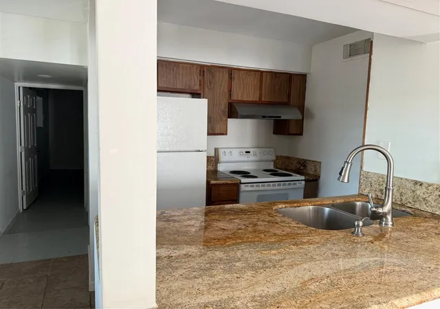 Photo 4 of Condo for sale at 6601 Sands Point Dr #41, Houston, TX 77074 | MLS# 43042105 | Listing updated on 2026-07-26