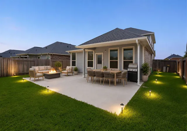 2nd image of 7419 French Quarter Ct, Fulshear, TX 77441 | MLS# 81518792