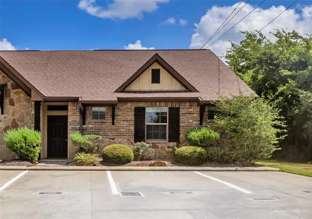 2nd image of 3325 Wakewell Ct, College Station, TX 77845 | MLS# 15912335