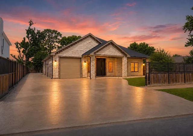 Photo 1 of Single family home for sale at 7105 Weyburn St, Houston, TX 77028 | MLS# 93535248 | Listing updated on 2026-08-27