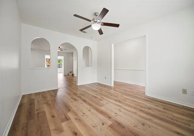 5th image of 10642 Mayfield Rd, Houston, TX 77043 | MLS# 30524523