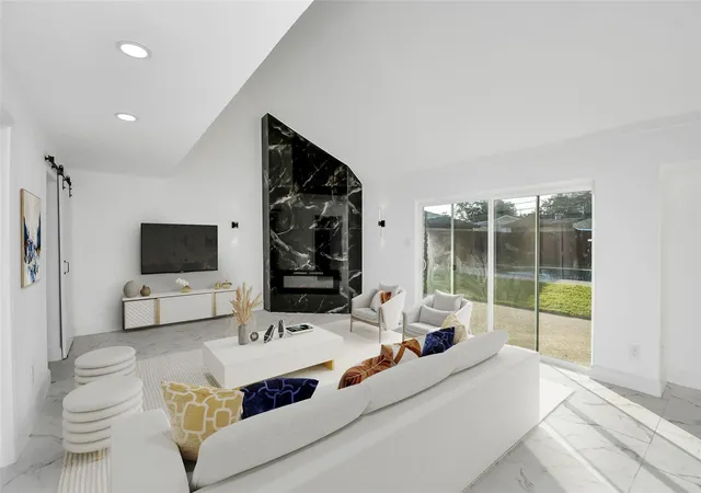 3rd image of 6035 Cartagena St, Houston, TX 77035 | MLS# 94457447