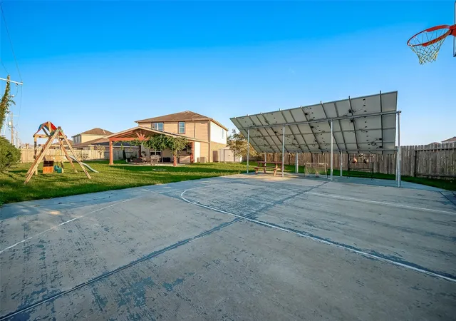 48th image of 346 Apache Field Ln, La Marque, TX 77568 | MLS# 5832285